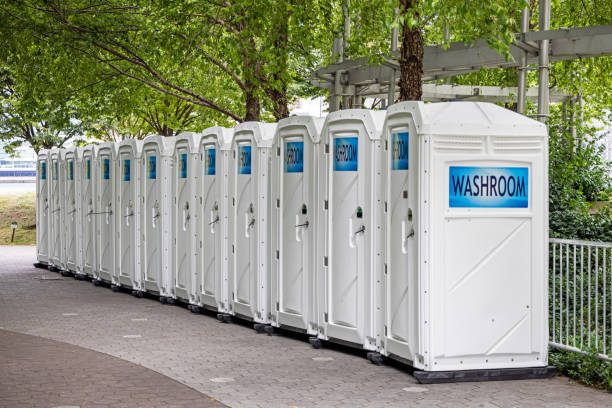 Best Portable restroom trailer rental  in Oceanside, CA